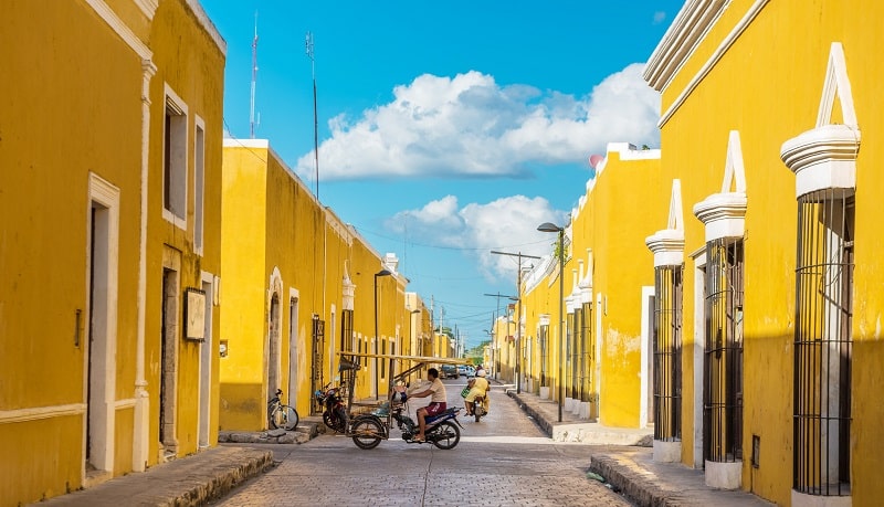 Yellow buildings in Izamal, Mexico