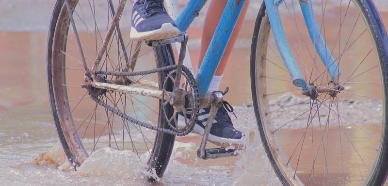 Cycling through the rain in Cuba