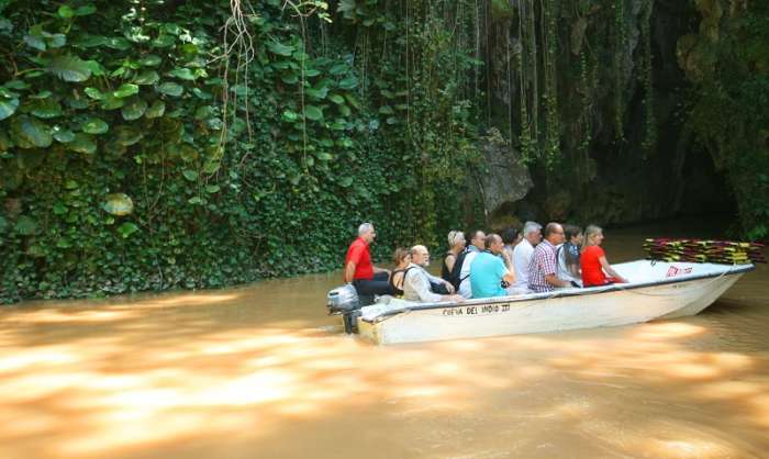 Boat ride to Cueva del Indio in Vinales