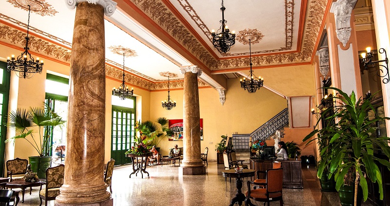 Lobby of the Hotel Velasco