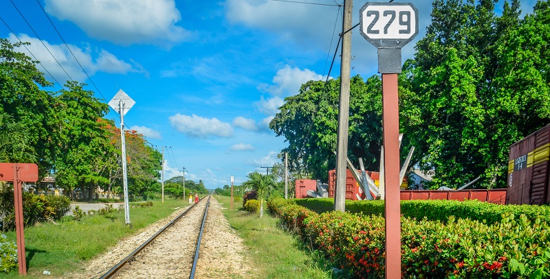 Railway track running through Santa Clara