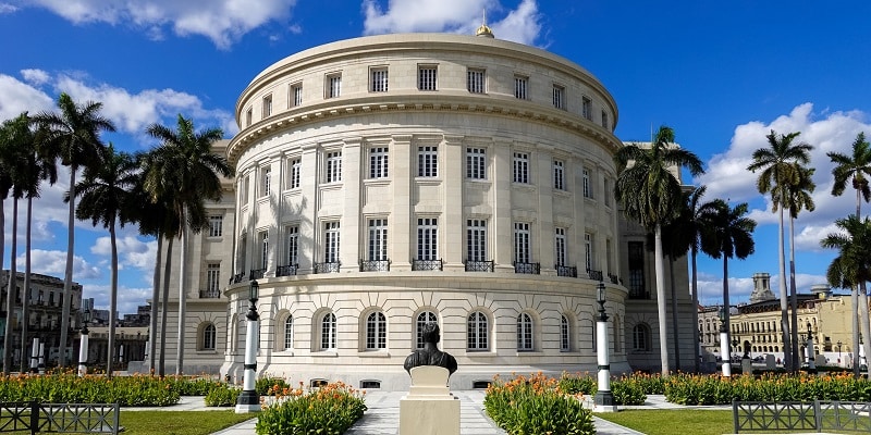 Rear of El Capitolio in La Habana