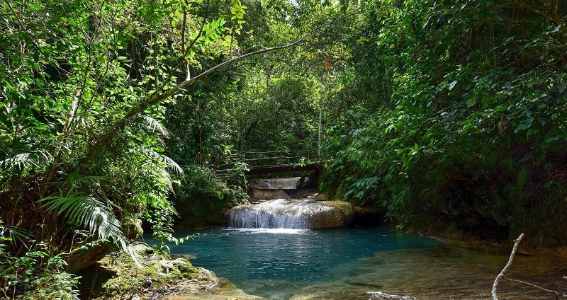Topes de Collantes waterfall