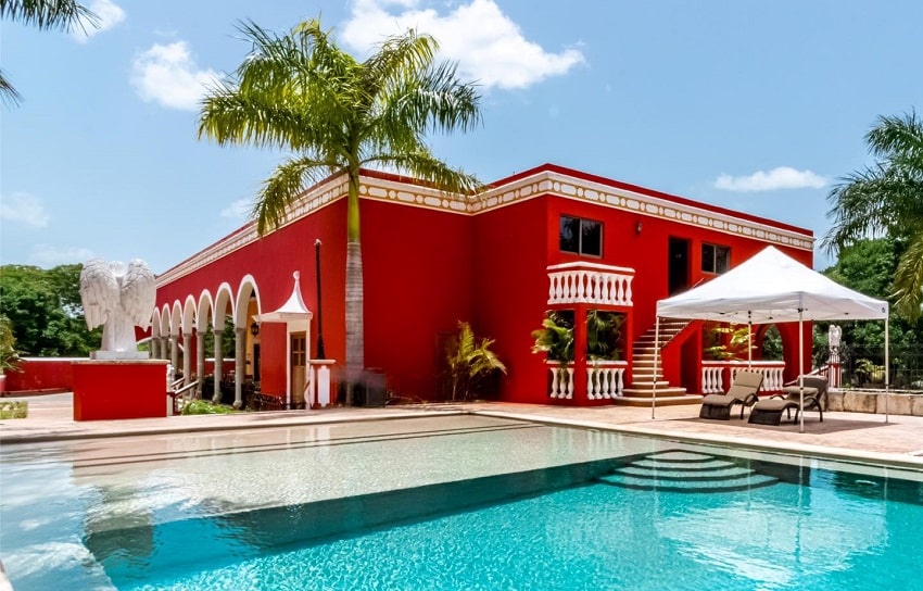 Hacienda Yabucu swimming pool