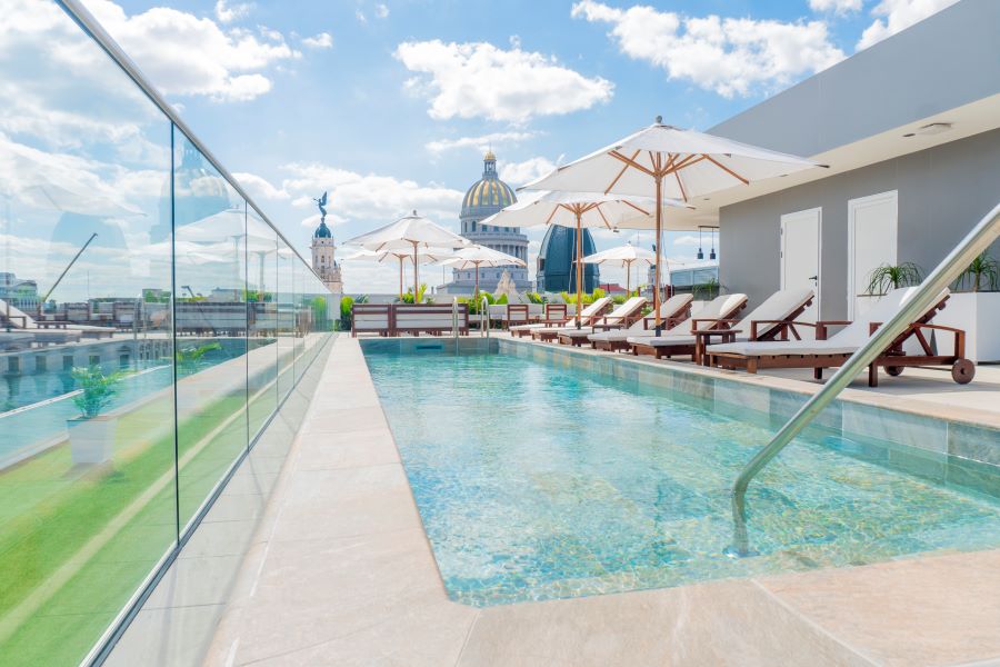 Hotel Telegrafo Axel rooftop swimming pool