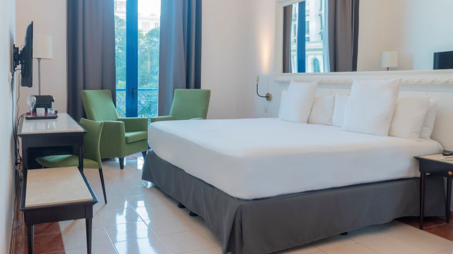 Premium hotel room in Havana