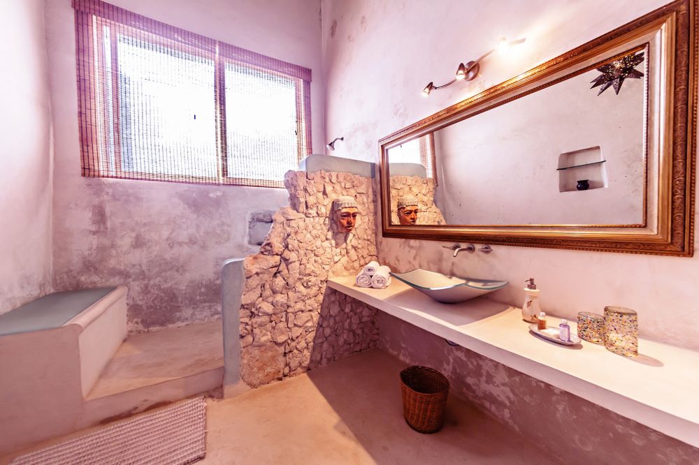 Hacienda Sacnicte Bathroom