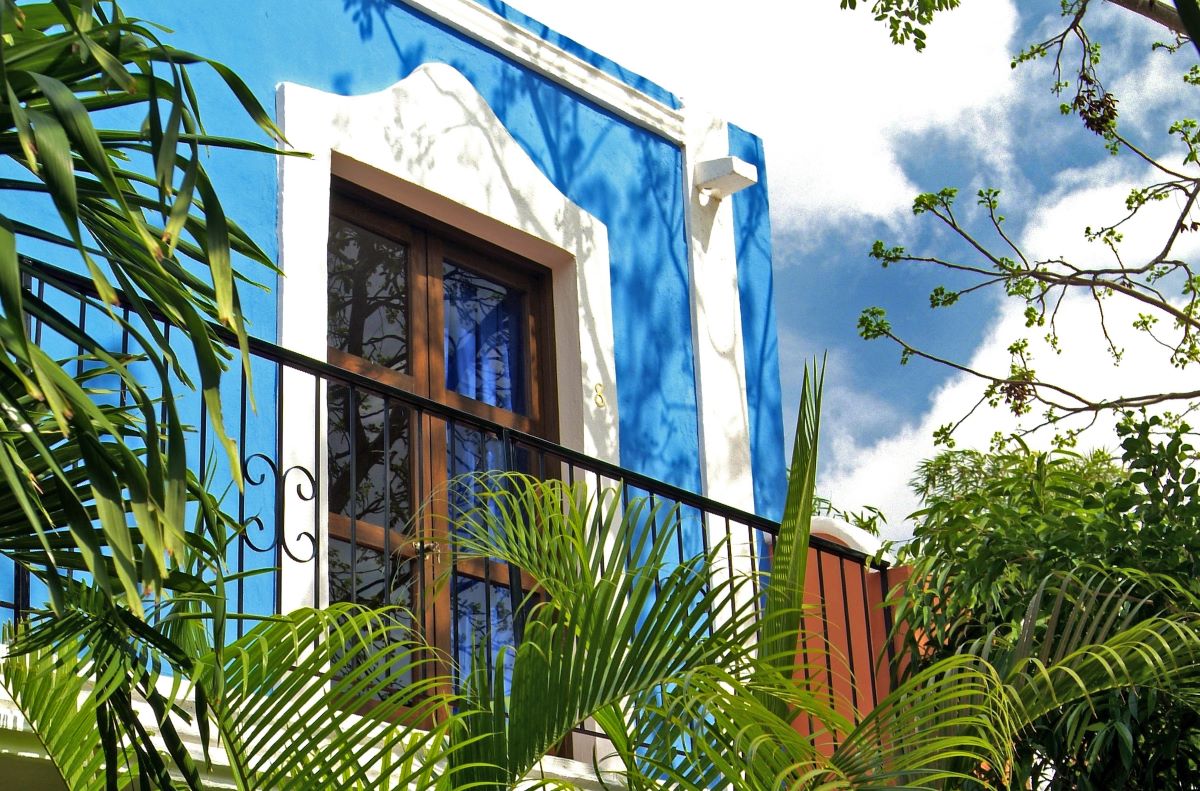 Hotel balcony, Mexico