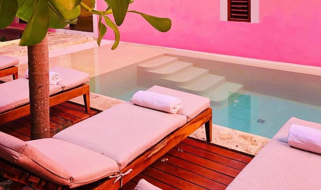 Plunge pool hotel in Merida
