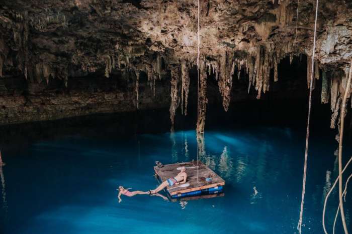 Chenxunan Cenote