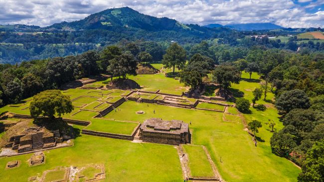 Iximche Hiking Tour