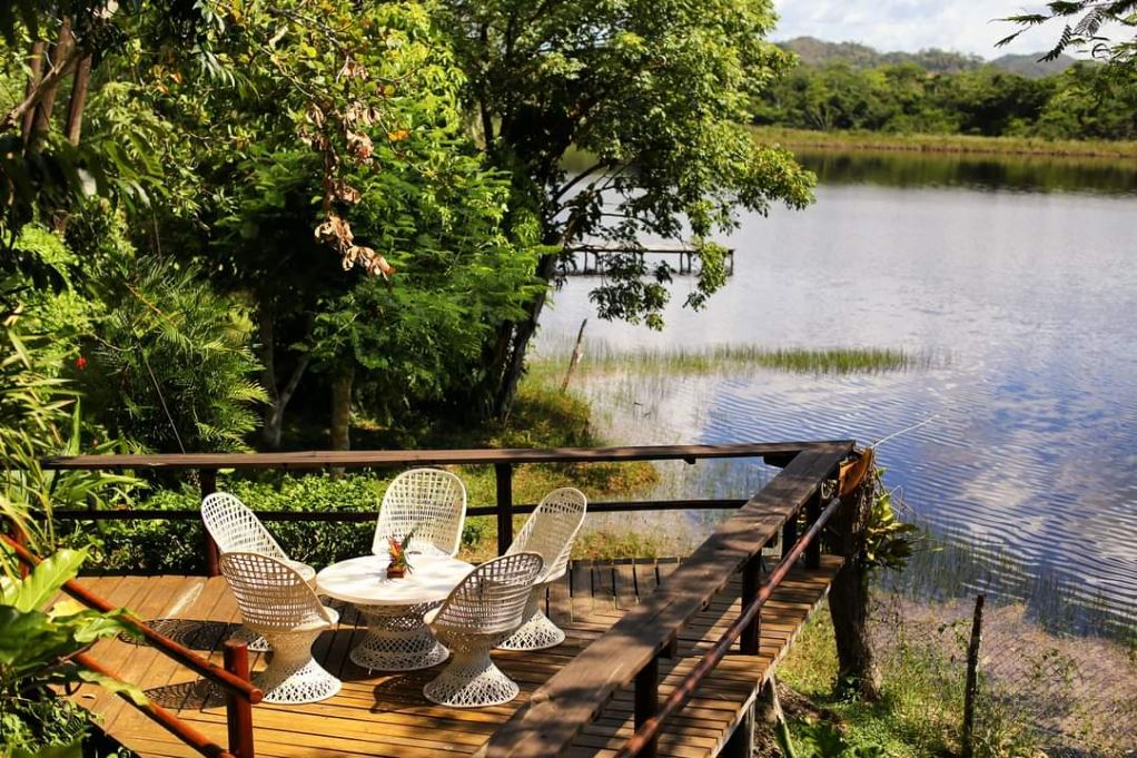 Lake Deck Seating Peten