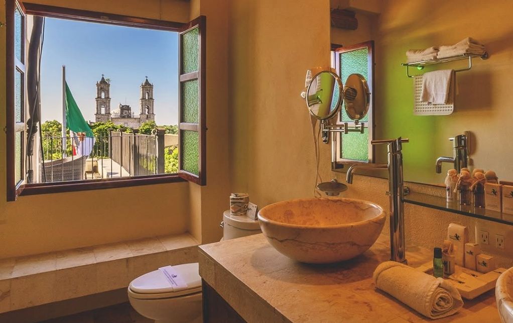 Meson Del Marques Hotel Bathroom