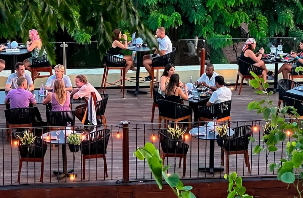 Meson Del Marques Terrace Bar